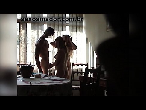 ❤️ Tình dục bạn bè mời một người đàn ông khổng lồ và một ba người với anh ta ❤️  Fuck video  ở% vi.tradeis.top%  ️❤